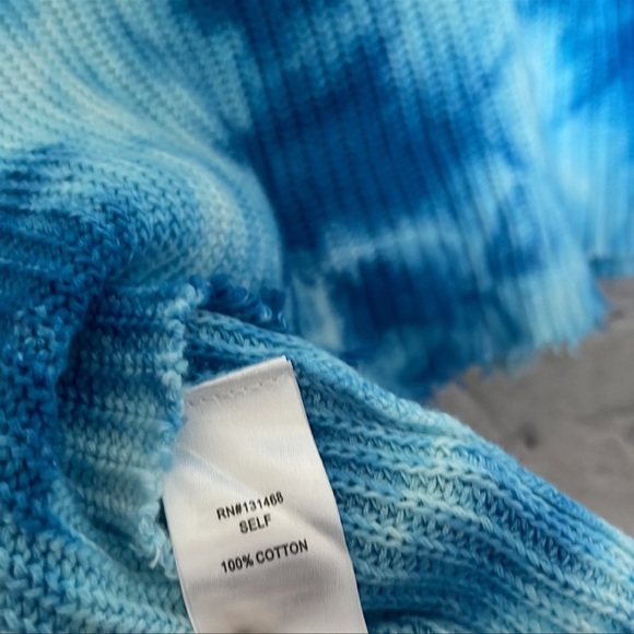 New! Fate Tye Dye Sweater - Picture 6 of 9